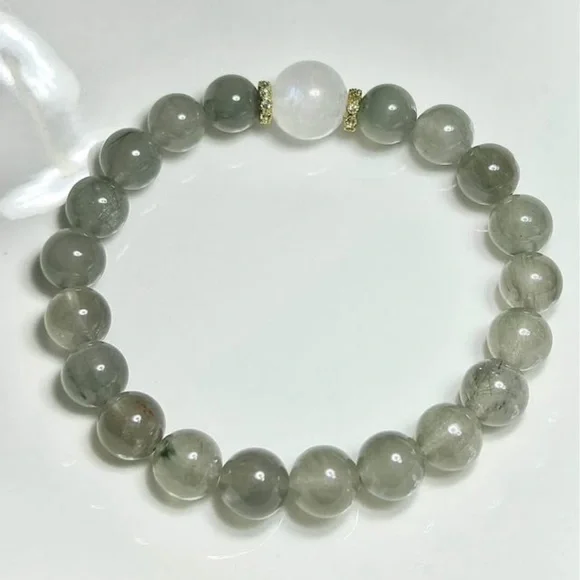 Green Rutilated Quartz Bracelet - Picture 3 of 7